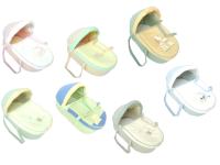 Moises de viaje para bebe con colchas para regalos en nacimientos.