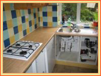 Colocacion de caņerias y ceramicas para cocinas.