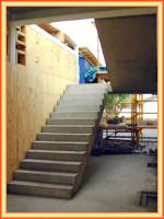 Construccion de escaleras y estructuras de hormigon.