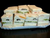 Catering de lunch para eventos empresariales y fiestas.